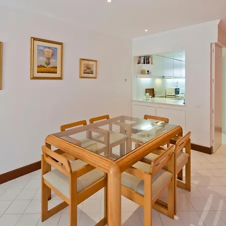 Sleeps 4 Air Con T607819